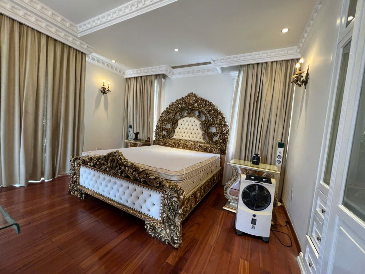 Bán Biệt Thự KDC Phú Mỹ Vạn Phát Hưng Q7 600m² Có Hồ Bơi